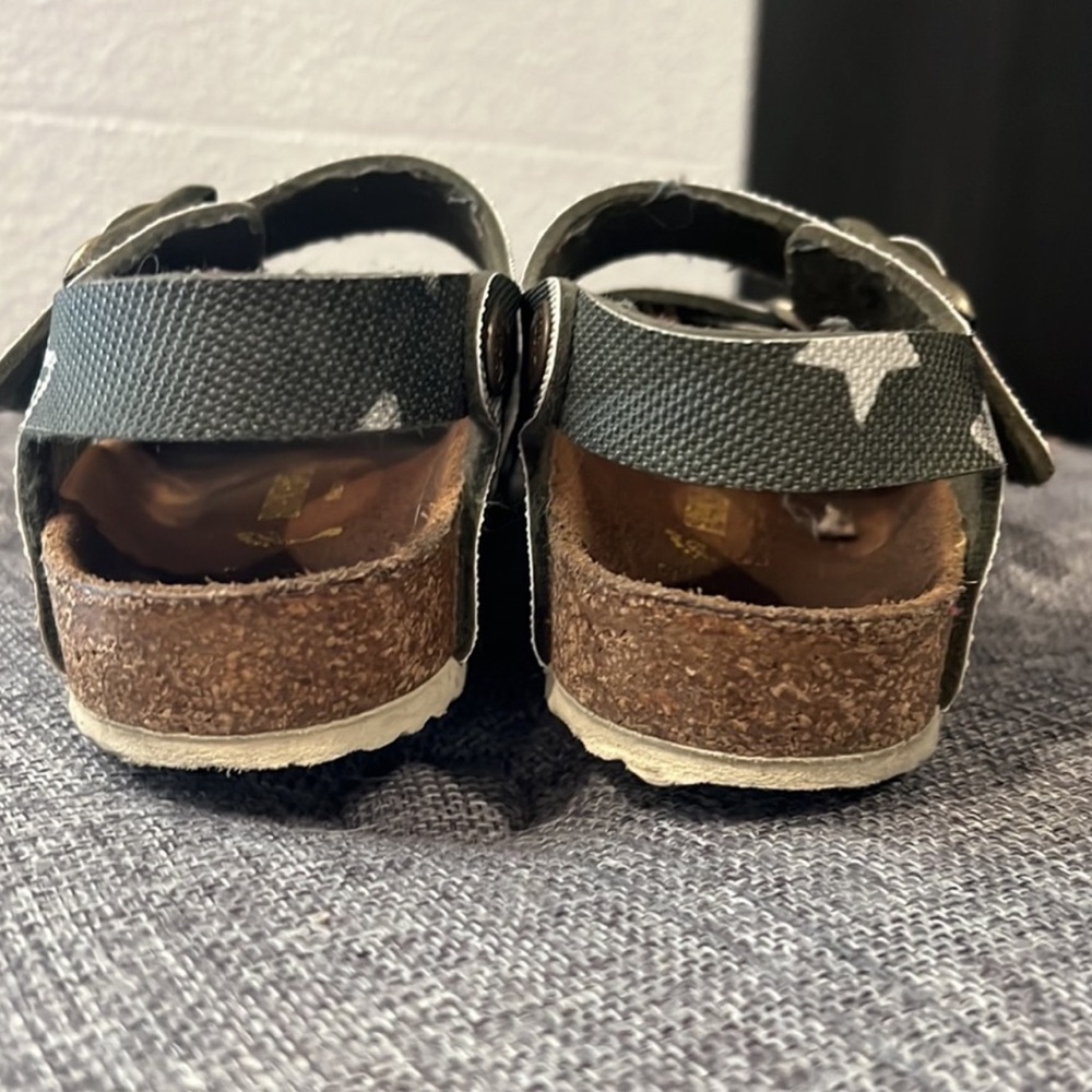 Rare Authentic Birkenstock kids star buckle designer sandals sz 13 kids boys - Picture 11 of 14